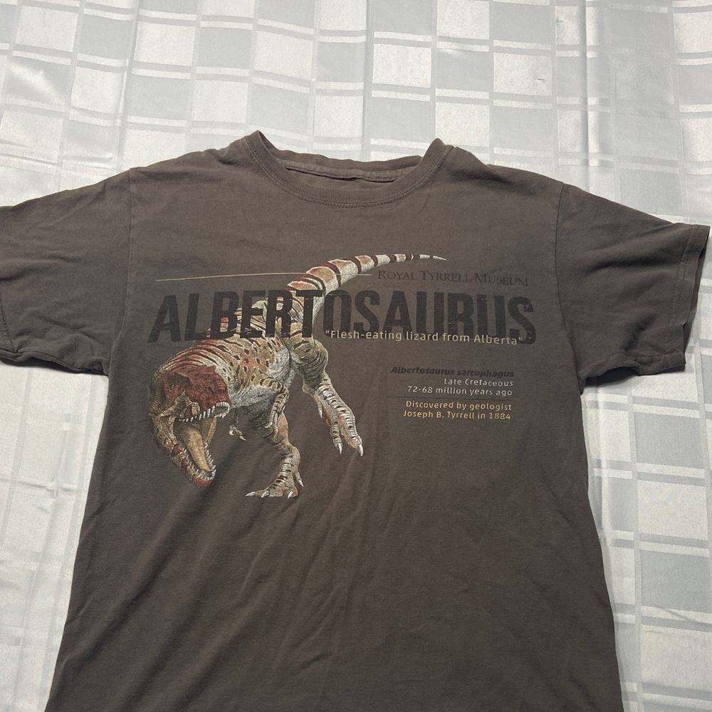 Vintage Albertosaurus Dinosaur Graphic T-Shirt